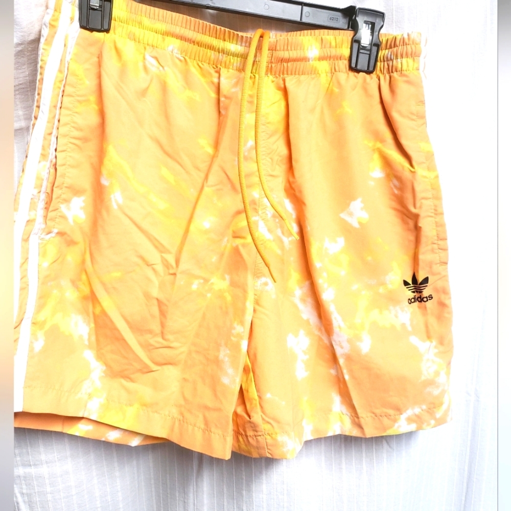 Women shorts , Size Medium